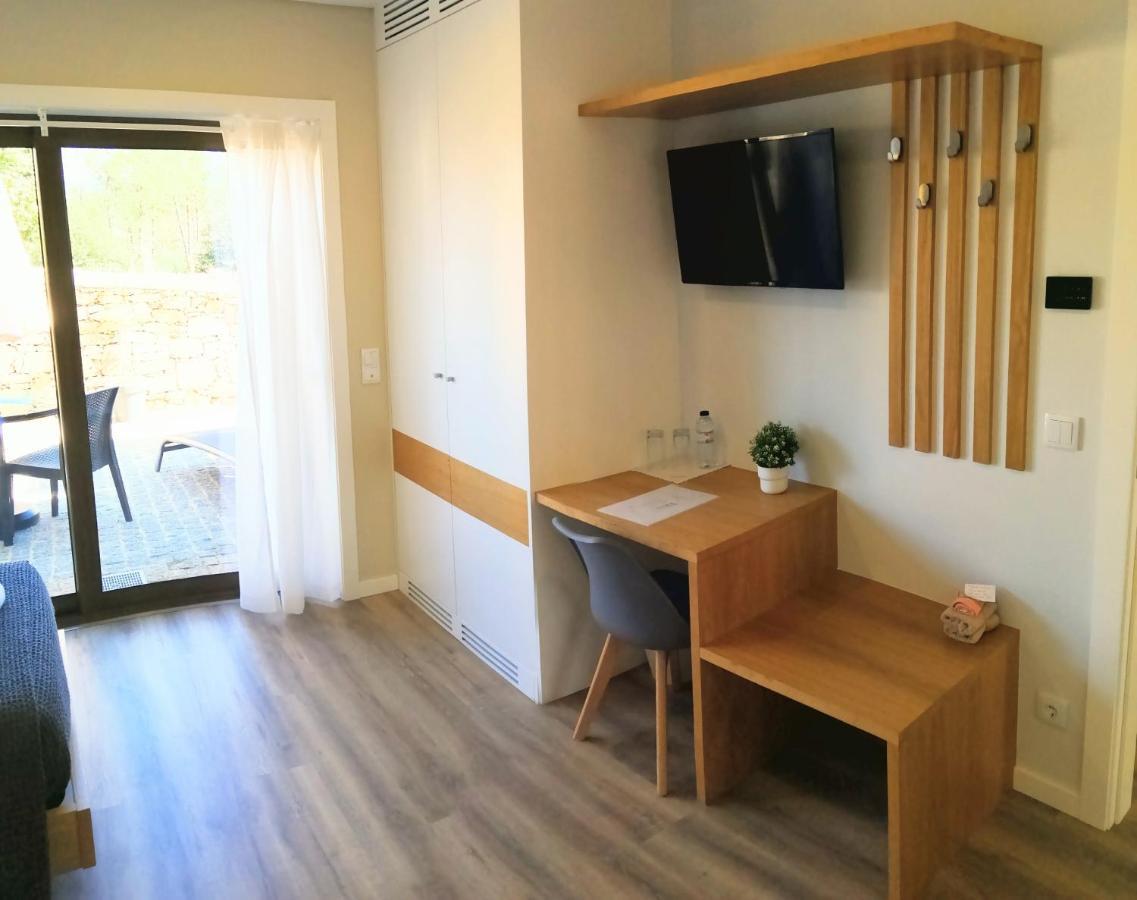 Jardim Das Oliveiras - Suites Com Vista Ponte de Lima Luaran gambar